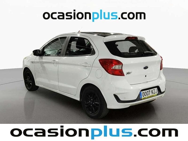 Usado Ford Ka Plus 86 CV (63 kW) 2019 Blanco Utilitario