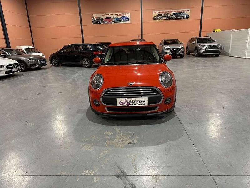 Usado Mini ONE 102 CV (75 kW) 2020 Naranja Utilitario