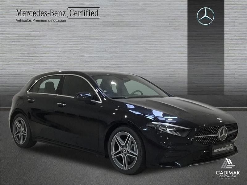 Usado Mercedes A200 163 CV (119 kW) 2024 Negro Berlina
