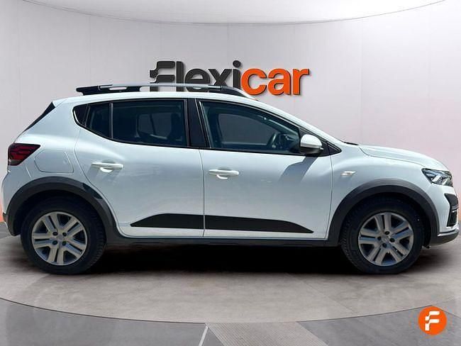 Usado Dacia Sandero Expression 101 CV (74 kW) 2022 Blanco