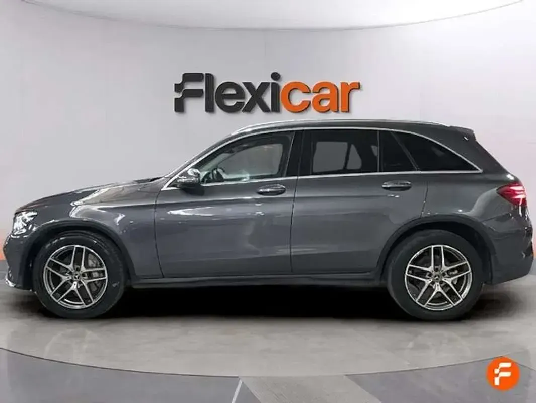 Usado Mercedes GLC220 AMG line 170 CV (125 kW) 2017 Gris SUV