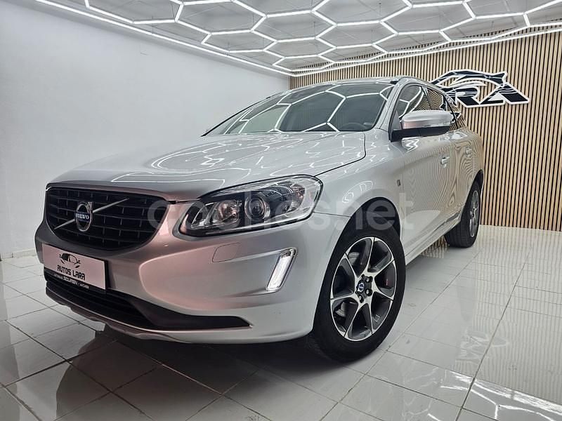 Gris / plata Usado 2016 Volvo XC60 Summum SUV | 21.900 € (Precio justo) - Imagen 1/4
