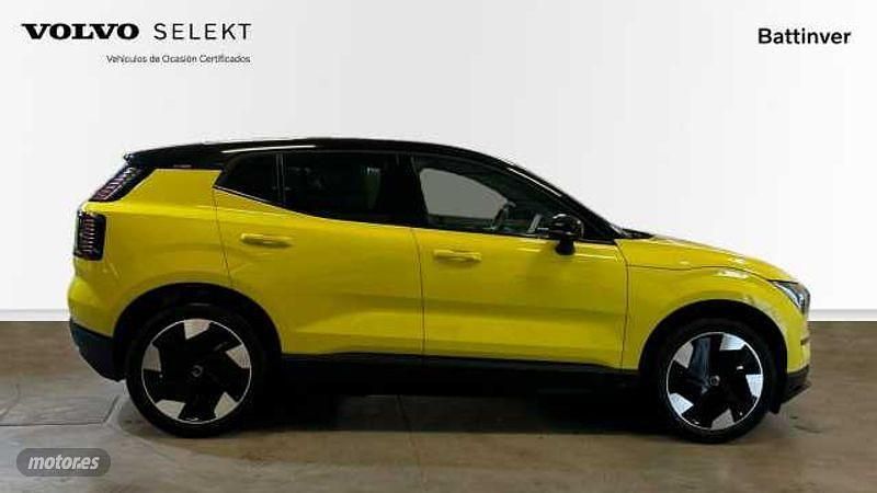 Usado Volvo EX30 Plus 200 kW (272 CV) 2024 Amarillo SUV