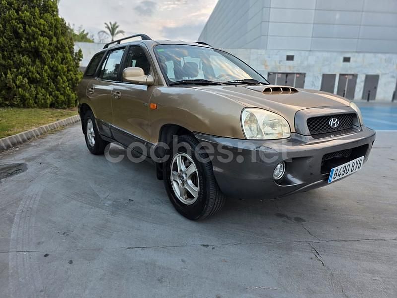 Usado Hyundai Santa Fe GLS 112 CV (82 kW) 2002 Marrón SUV