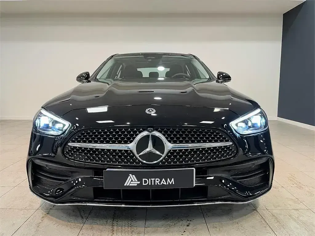 Nuevo Mercedes C220 197 CV (144 kW) 2026 Negro Berlina