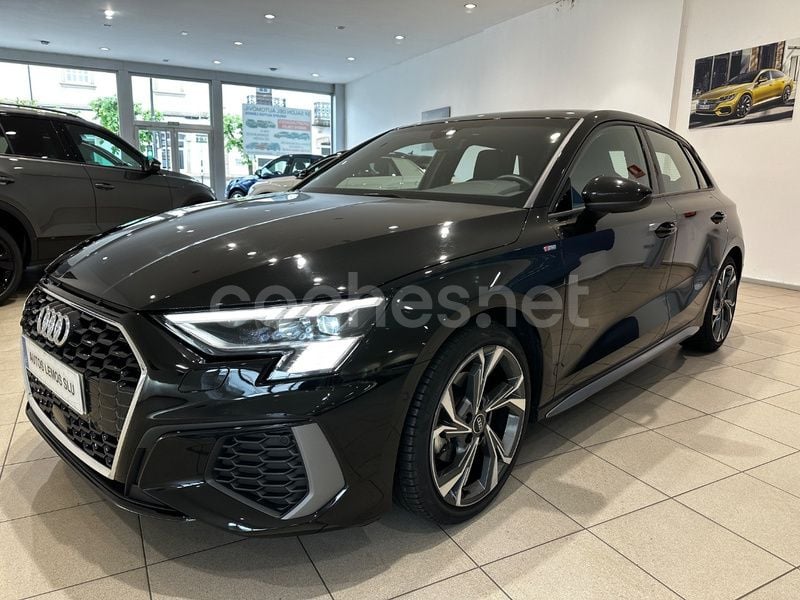 Negro Usado 2024 Audi A3 Sportback Berlina | 33.900 € (Caro) - Imagen 1/4
