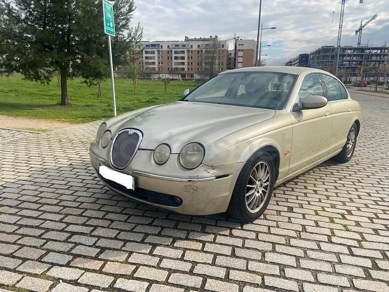 Usado Jaguar S-Type Executive 207 CV (152 kW) 2006 Beige Berlina