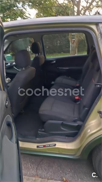 Usado Ford S-MAX Trend 125 CV (91 kW) 2007 Verde Monovolumen