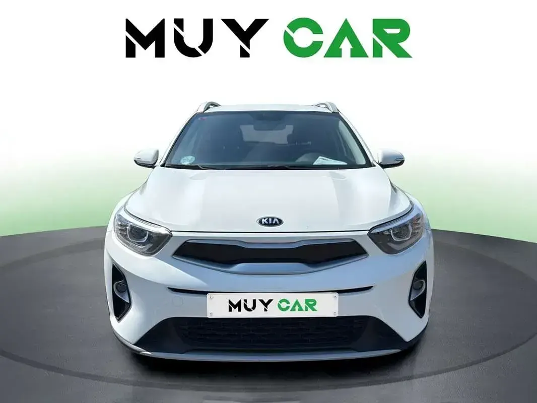 Usado Kia Stonic 101 CV (74 kW) 2019 Blanco SUV