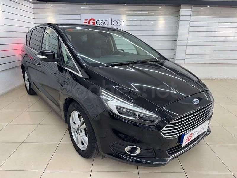 Usado Ford S-MAX Titanium 150 CV (110 kW) 2019 Negro Monovolumen