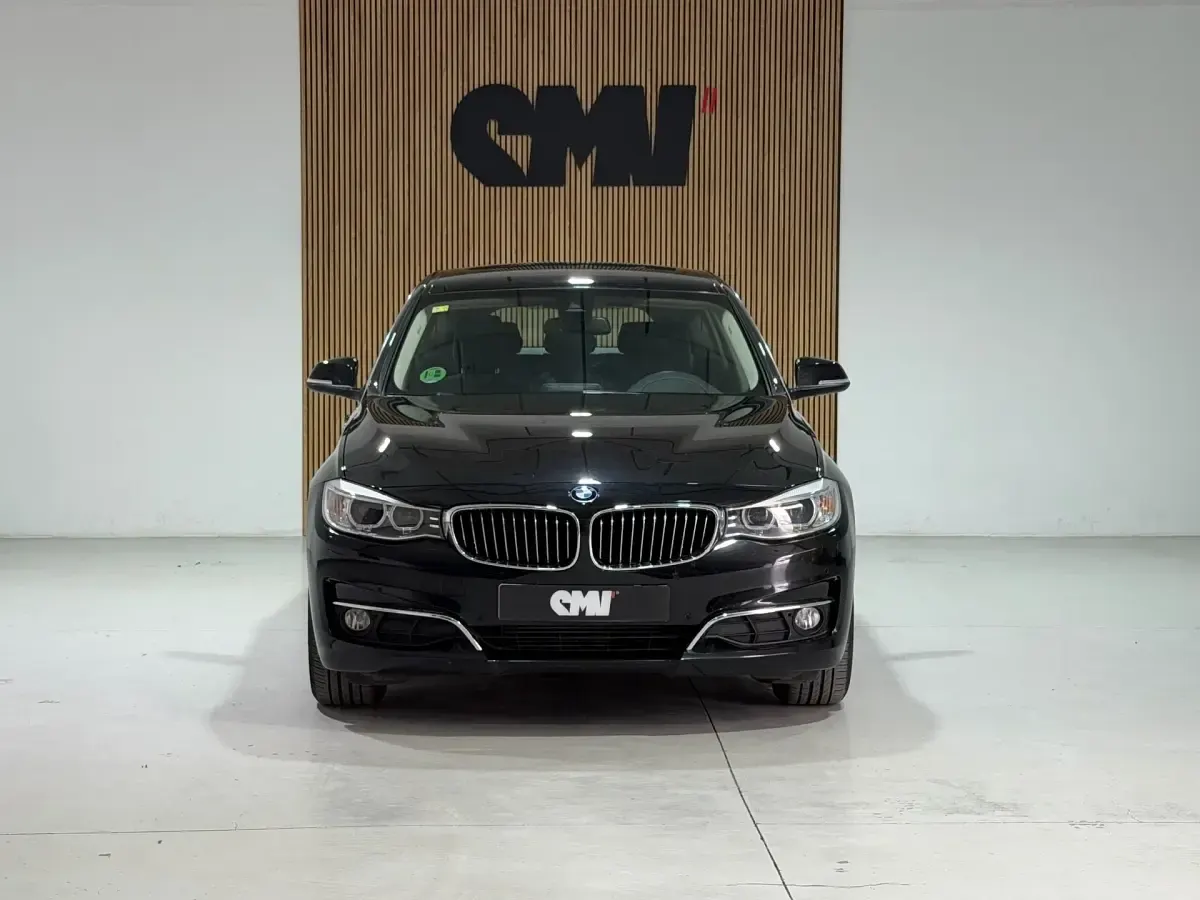 Usado BMW 318 Gran Turismo 150 CV (110 kW) 2015 Negro Coupe