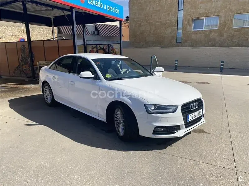 Usado Audi A4 S-Line 150 CV (110 kW) 2014 Blanco Berlina