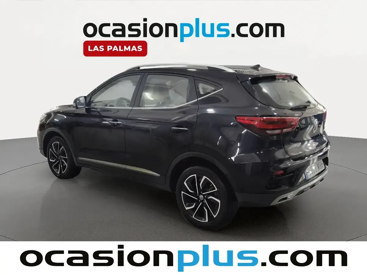 Begagnad MG ZS Luxury 111 HK (81 kW) 2023 Vit SUV