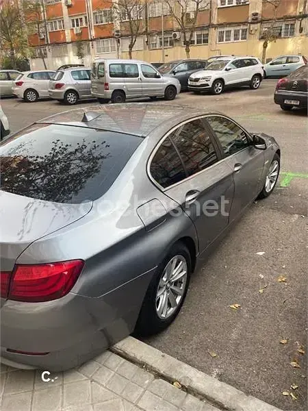 Usado BMW 520 Comfort Edition 177 CV (130 kW) 2010 Gris / plata Berlina