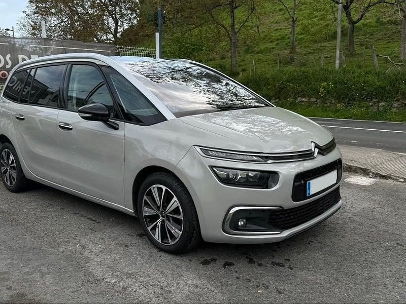 Usado Citroën Grand C4 Picasso Shine 150 CV (110 kW) 2017 Beige Monovolumen