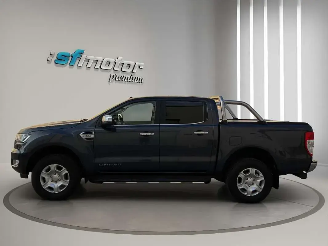 Usado Ford Ranger 200 CV (147 kW) 2016 Azul Pickup/Camioneta