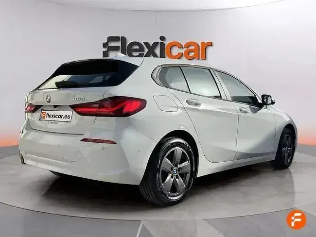 Usado BMW 116 116 CV (85 kW) 2020 Blanco Utilitario