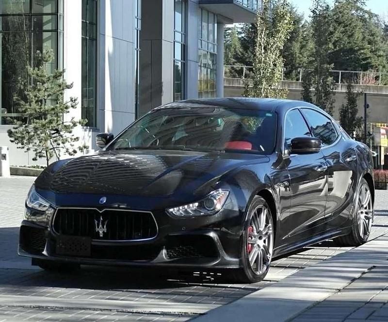 Negro Usado 2019 Maserati Ghibli Coupe | 37.490 € - Imagen 1/4