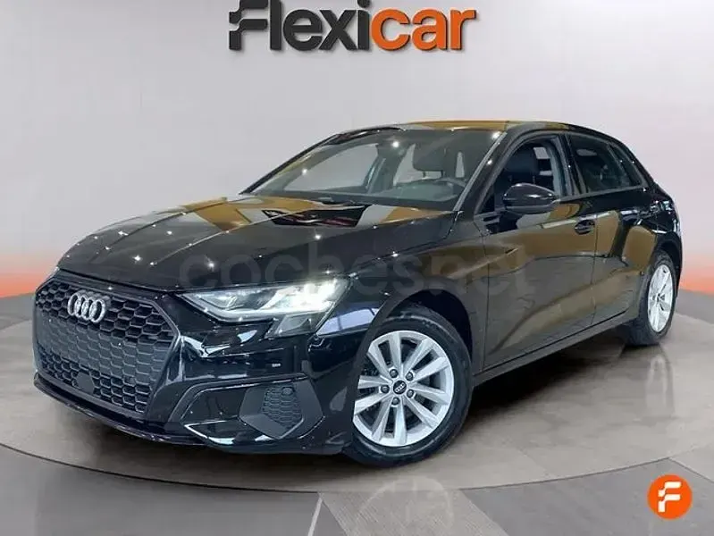 Usado Audi A3 150 CV (110 kW) 2021 Negro Berlina