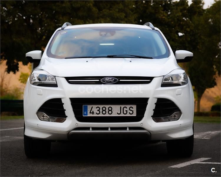Blanco Usado 2015 Ford Kuga Titanium S SUV | 11.000 € (Precio justo) - Imagen 1/4