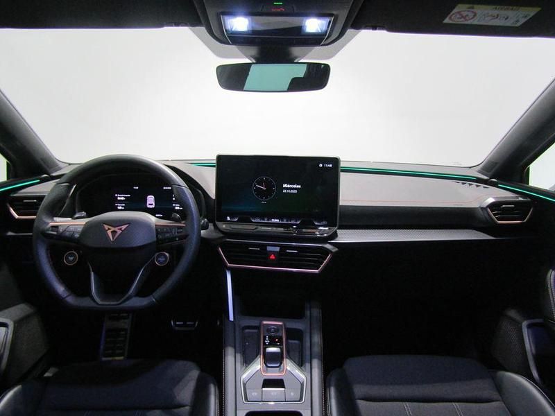 Usado Cupra Leon 204 CV (150 kW) 2025 Gris Coupe