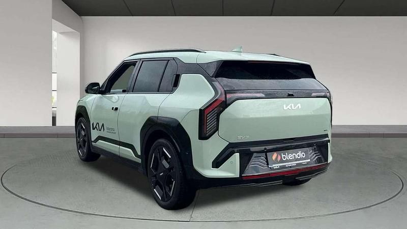 Verde Usado 2024 Kia EV3 2 SUV | 35.105 € (Precio justo) - Imagen 1/4