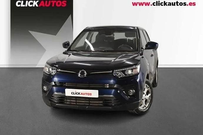 Gris Usado 2023 Ssangyong (KGM) Tivoli SUV | 13.350 € (Precio justo) - Imagen 1/4