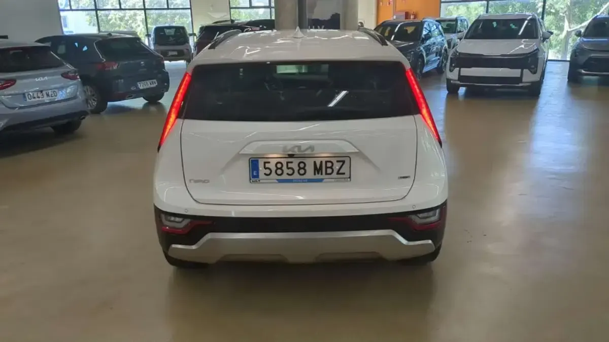 Usado Kia Niro 141 CV (103 kW) 2022 SUV