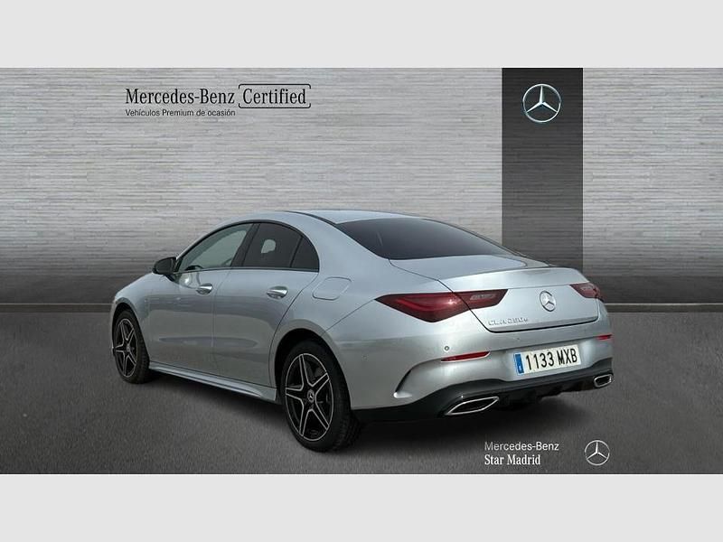 Usado Mercedes CLA250e AMG line 218 CV (160 kW) 2024 Gris Berlina