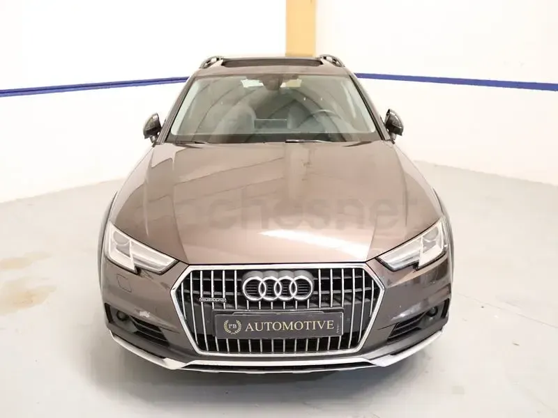 Usado Audi A4 Allroad 163 CV (119 kW) 2018 Marrón Familiar