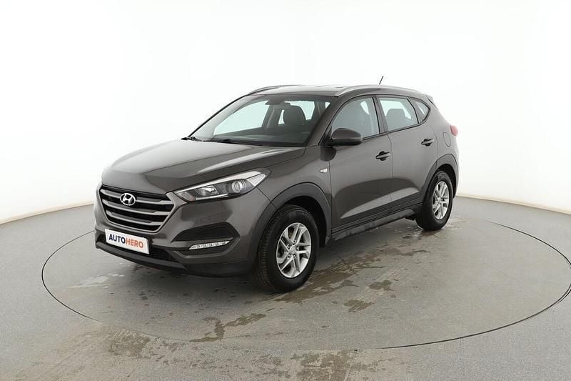Usado Hyundai Tucson 115 CV (84 kW) 2017 Gris SUV