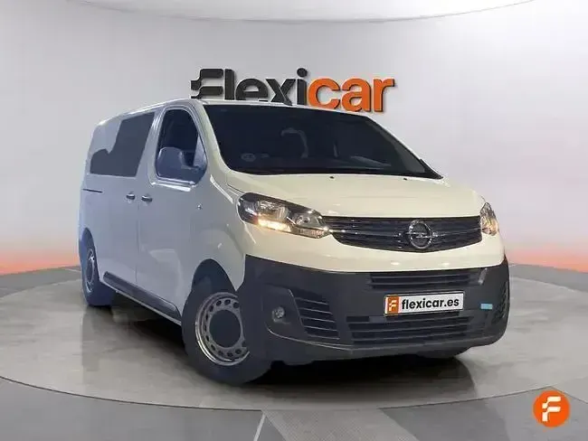 Usado Opel Vivaro-e Combi 120 CV (88 kW) 2021 Blanco Monovolumen