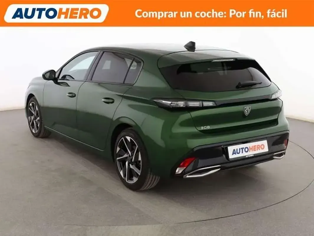 Usado Peugeot 308 Allure 131 CV (96 kW) 2023 Verde Berlina