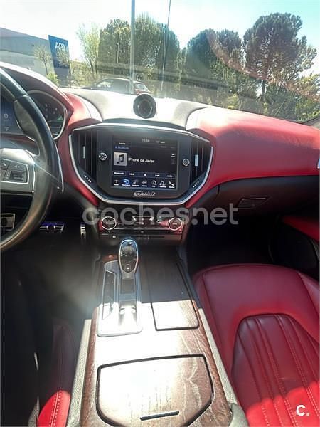Usado Maserati Ghibli 410 CV (301 kW) 2015 Gris / plata Berlina