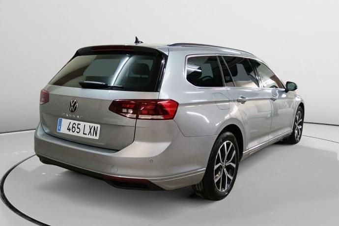 Usado VW Passat Executive 150 CV (110 kW) 2022 Familiar