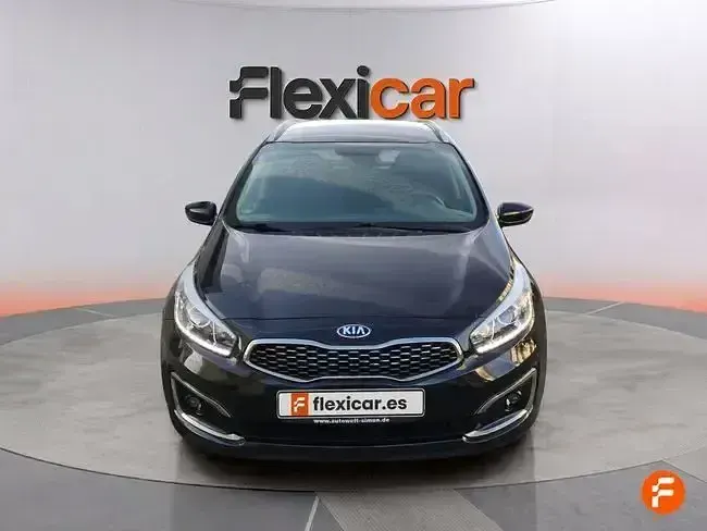 Usado Kia Ceed 120 CV (88 kW) 2018 Gris Utilitario