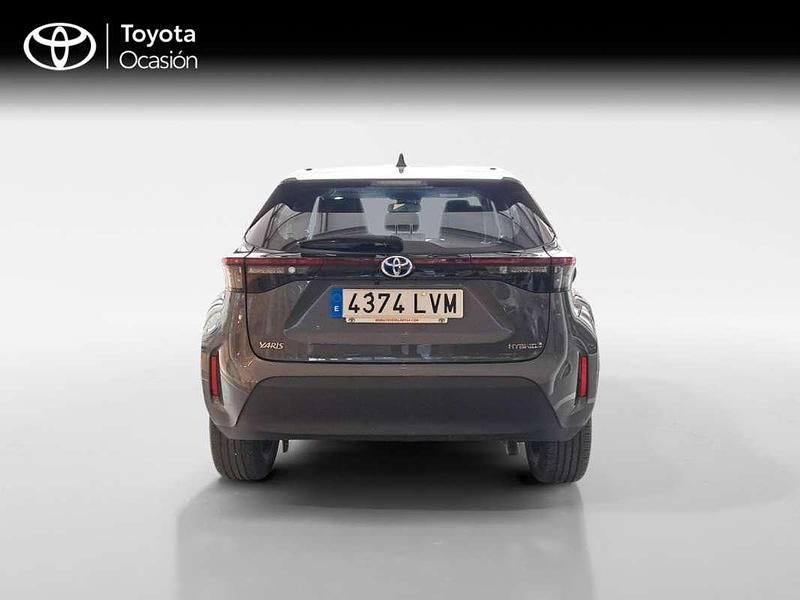 Usado Toyota Yaris Cross Active 116 CV (85 kW) 2021 Gris SUV