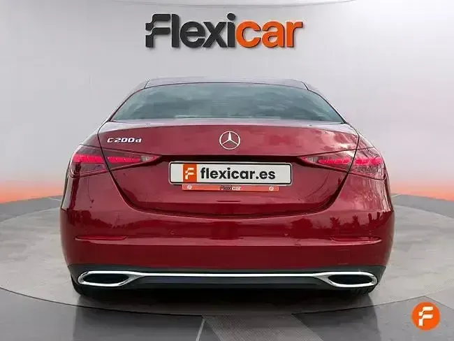 Usado Mercedes C200 163 CV (119 kW) 2023 Rojo Berlina