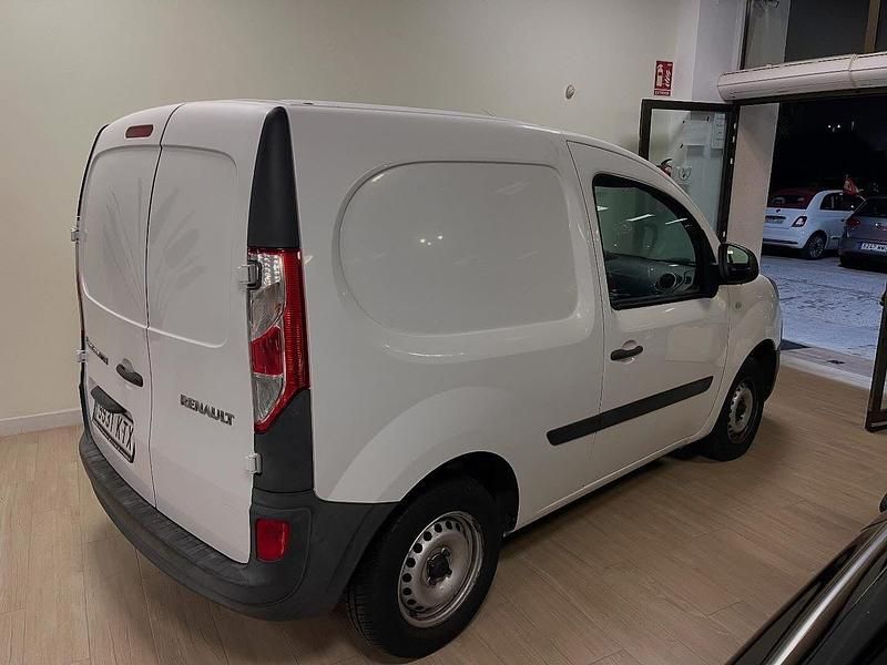 Usado Renault Kangoo 75 CV (55 kW) 2019 Blanco Monovolumen