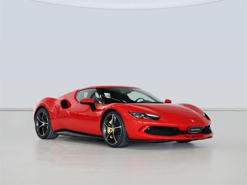 Usado Ferrari 296 830 CV (610 kW) 2022 Rosso corsa Coupe