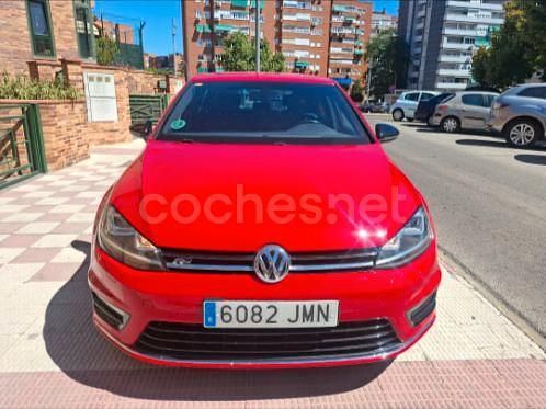 Usado VW Golf VII Edition 110 CV (80 kW) 2016 Rojo Berlina