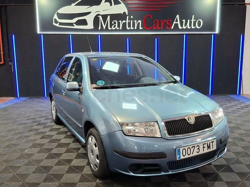 Usado Skoda Fabia 64 CV (47 kW) 2007 Azul Berlina