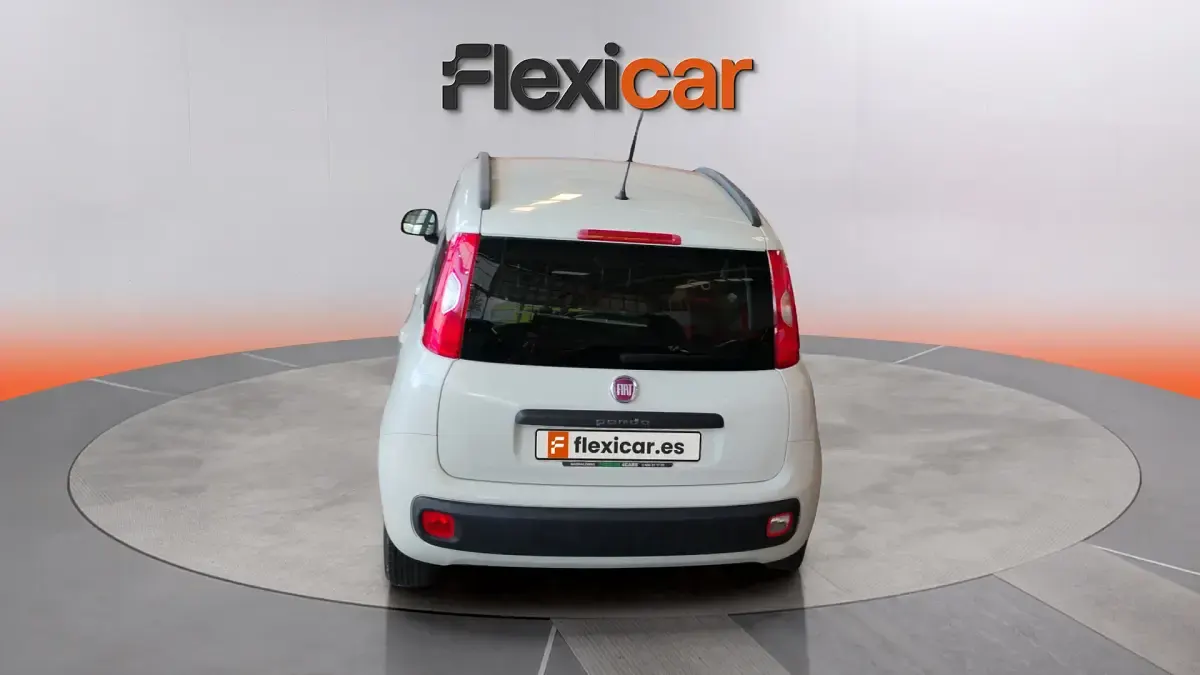 Usado Fiat Panda Easy 69 CV (50 kW) 2018 Blanco Utilitario