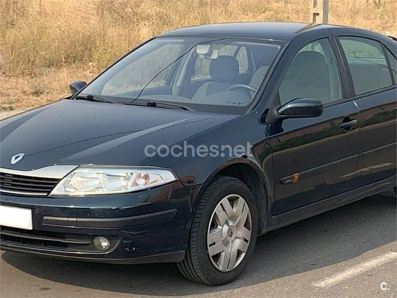 Azul Usado 2003 Renault Laguna II Expression Berlina | 2000 € (Buen precio) - Imagen 1/4