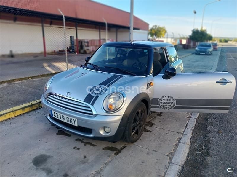 Usado Mini Cooper 120 CV (88 kW) 2009 Gris / plata Utilitario