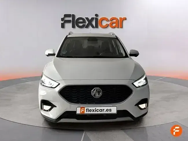Usado MG ZS Luxury 111 CV (81 kW) 2023 Blanco SUV