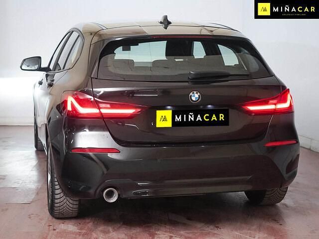 Usado BMW 116 116 CV (85 kW) 2022 Negro Utilitario