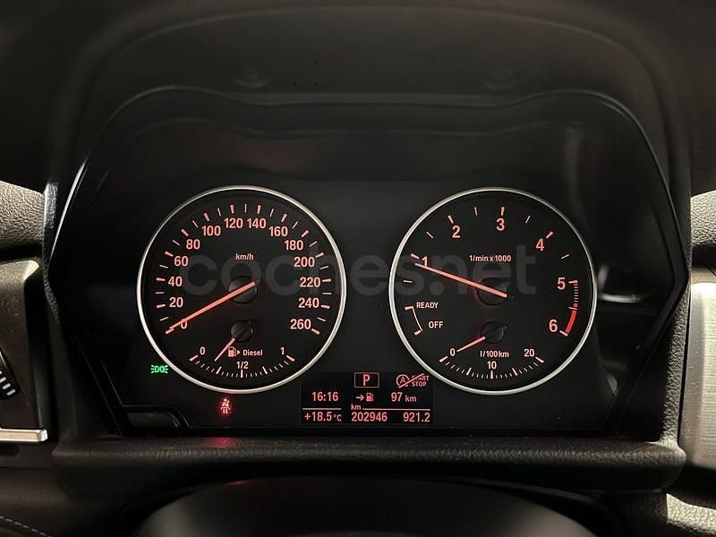 Usado BMW 218 150 CV (110 kW) 2015 Negro Familiar