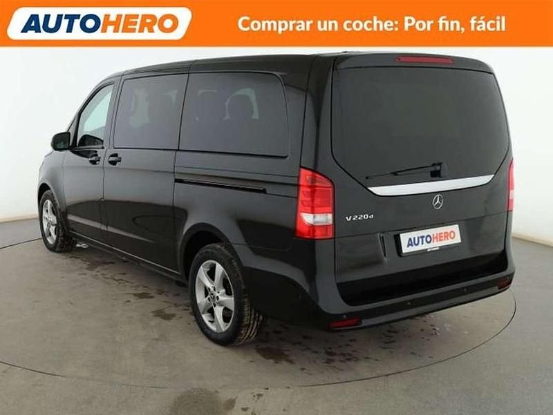 Usado Mercedes V220 Avantgarde 163 CV (119 kW) 2021 Negro Monovolumen