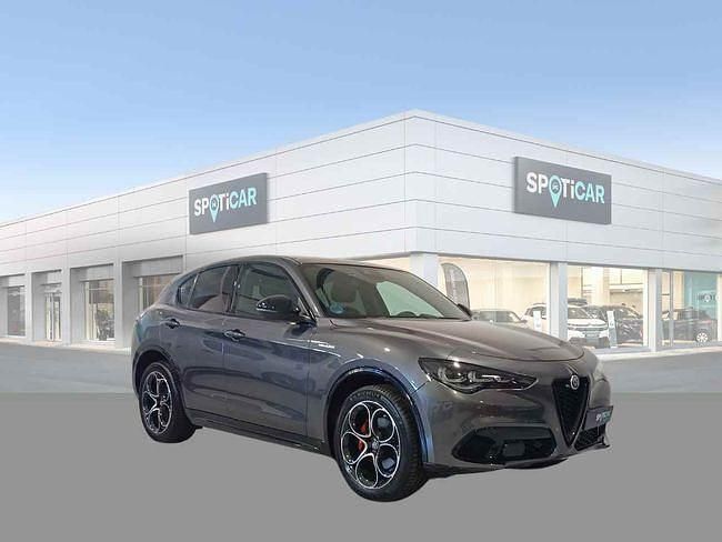 Usado Alfa Romeo Stelvio Veloce 210 CV (154 kW) 2023 Gris SUV